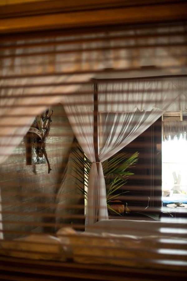 Fare Ahuna ボラボラ エクステリア 写真